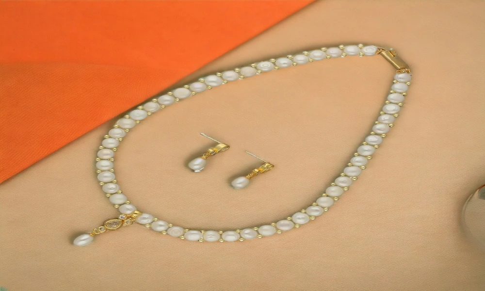 How to Ace the ‘Maximalist’ Aesthetic in 2026 Without Being Random: Versatile Necklace Designs that Elevate
